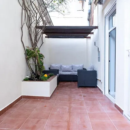 Clero Flat By Invalencia Daire