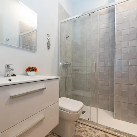 Clero Flat * Valencia